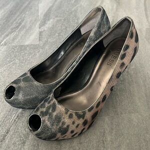 Pale Pink & Grey Glitter Cheetah High Heels peep toe size 7.5